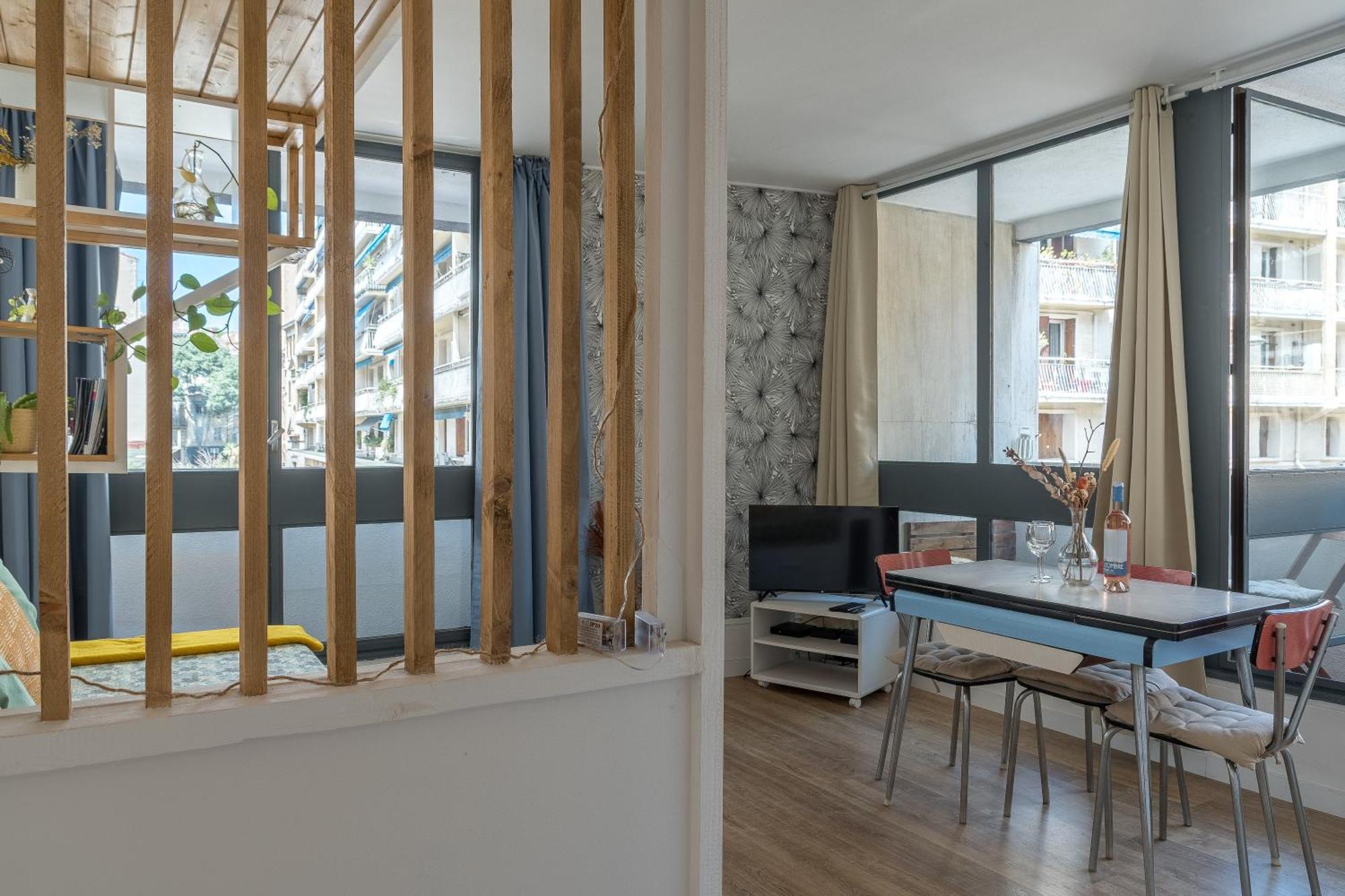 *Las Flores* Joli Studio Avec Balcon Marselha Exterior foto